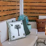 Hatica By Fora Alacati