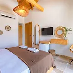 Hatica By Fora Alacati * Çeşme