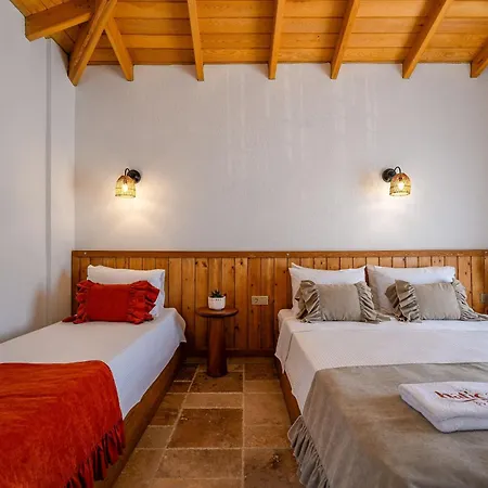 Hatica By Fora Alacati Otel