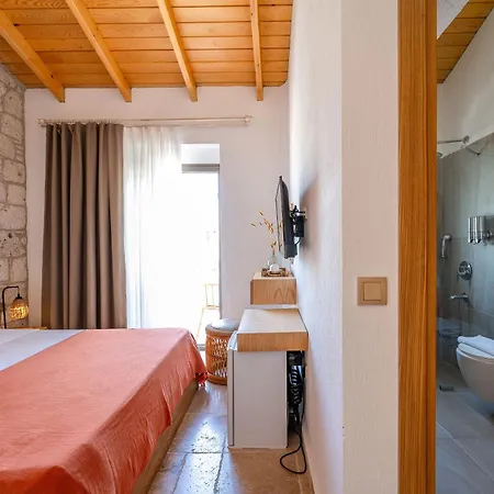 Hatica By Fora Alacati