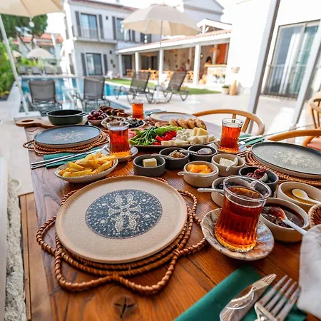 Otel Hatica By Fora Alacati *