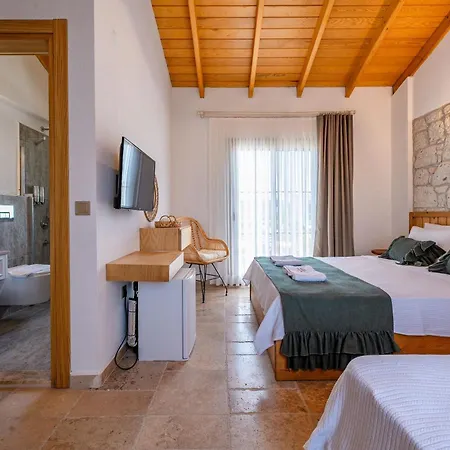 Hatica By Fora Alacati מלון *